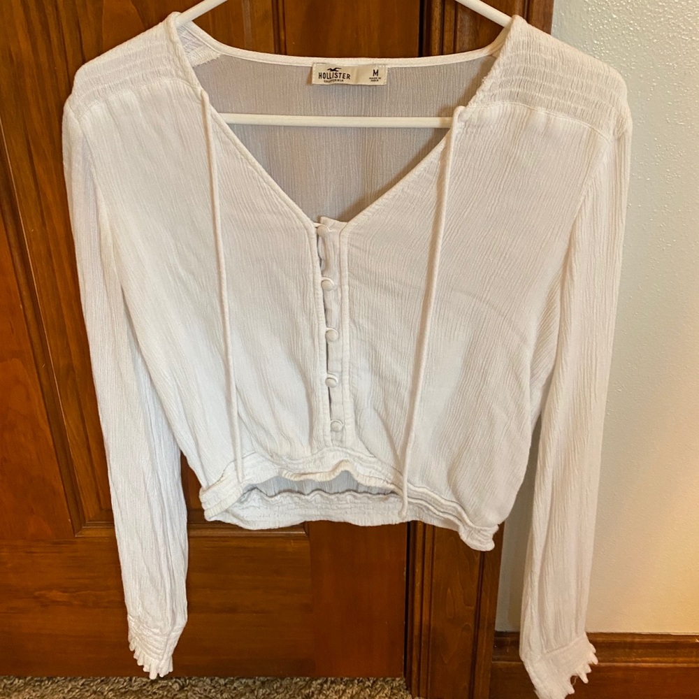 Hollister top